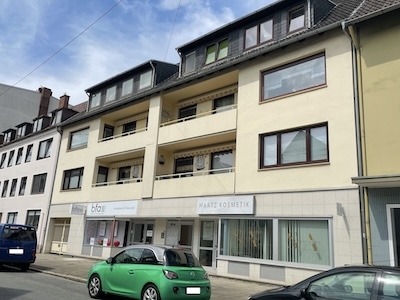 #IMMOTIONAL - GROSSE 4-ZIMMER-WOHNUNG IN BREMERHAVEN-GEESTEMÜNDE - Straßenansicht