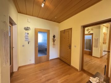 #IMMOTIONAL - GROSSE 4-ZIMMER-WOHNUNG IN BREMERHAVEN-GEESTEMÜNDE - Eingangsbereich