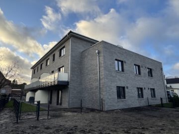 # IMMOTIONAL – KLIMAFREUNDLICHE NEUBAU-PENTHOUSEWOHNUNG MIT DACHTERASSE IN BAD BEDERKESA, 27624 Bad Bederkesa, Penthousewohnung