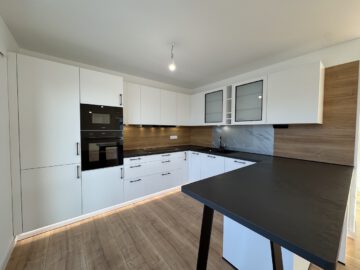 # IMMOTIONAL - KLIMAFREUNDLICHE NEUBAUWOHNUNGEN NACH QNG IN BAD BEDERKESA - WOHNUNG 14 - Küche