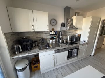 #IMMOTIONAL HELLE 2-ZIMMER-WOHNUNG IN GEESTEMÜNDE - Küchenzeile