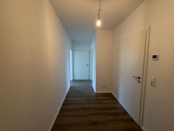 #IMMOTIONAL ERDGESCHOSS-WOHNUNG MIT GARTENBEREICH NÄHE SPECKENBÜTTELER PARK - Flur