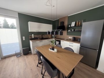 #IMMOTIONAL - HELLE 3-ZIMMER-WOHNUNG MIT TERRASSE UND GARTEN IN LANGEN - Küche