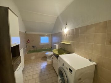 #IMMOTIONAL 3-ZIMMER-DACHGESCHOSSWOHNUNG IN BREMERHAVEN - Badezimmer