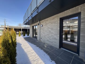 # IMMOTIONAL - KLIMAFREUNDLICHE NEUBAUWOHNUNGEN NACH QNG IN BAD BEDERKESA - WOHNUNG 1 - Terrassebereich