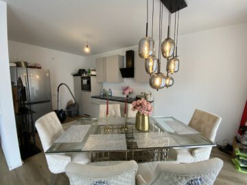 #IMMOTIONAL ERDGESCHOSS-WOHNUNG MIT GARTENBEREICH NÄHE SPECKENBÜTTELER PARK - Wohn- und Essbereich