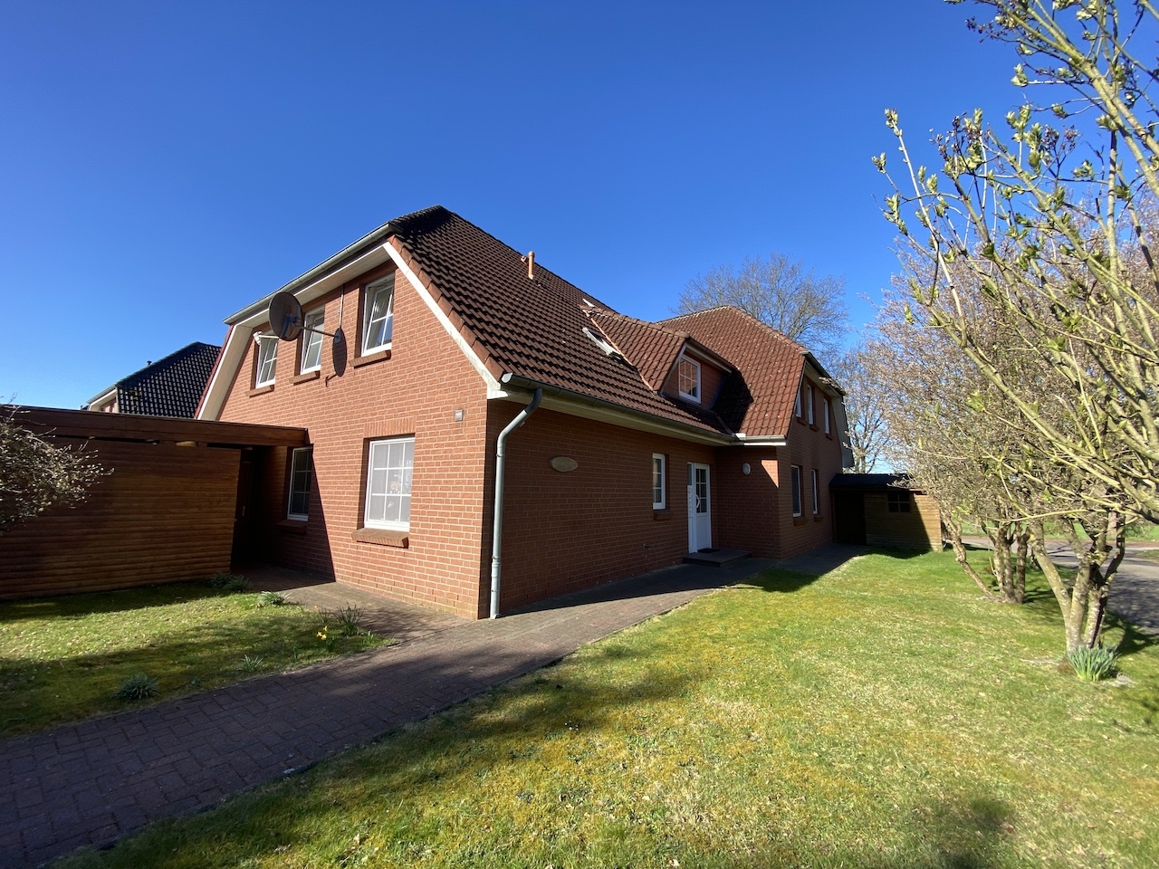 #IMMOTIONAL SCHÖNE 3-ZIMMER-WOHNUNG MIT BALKON IN BAD BEDERKESA