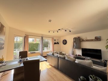 #IMMOTIONAL - KAPITALANLAGE MIT BALKON IN LOXSTEDT - Wohnzimmer