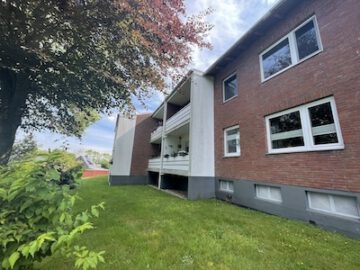 #IMMOTIONAL RENOVIERTE MIETWOHNUNG IN BAD BEDERKESA - Rückansicht