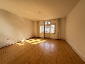 #IMMOTIONAL CHARMANTE ALTBAUWOHNUNG ÜBER ZWEI ETAGEN, IM HERZEN VON BREMERHAVEN - Schlafzimmer
