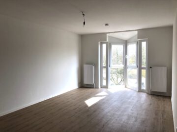 #IMMOTIONAL HELLE 3-ZIMMER-WOHNUNG IN BEDERKESA - Wohnzimmer