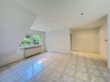 #IMMOTIONAL 3-ZIMMER-WOHNUNG NÄHE STADTPARK SPECKENBÜTTEL - Wohnzimmer